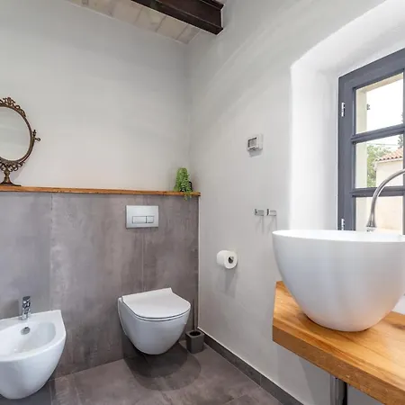 Elena By Rent Istria Golas