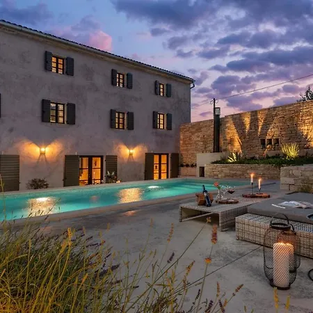 Villa Elena By Rent Istria *