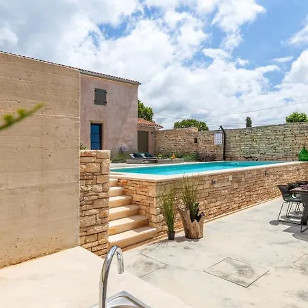 Villa Elena By Rent Istria *