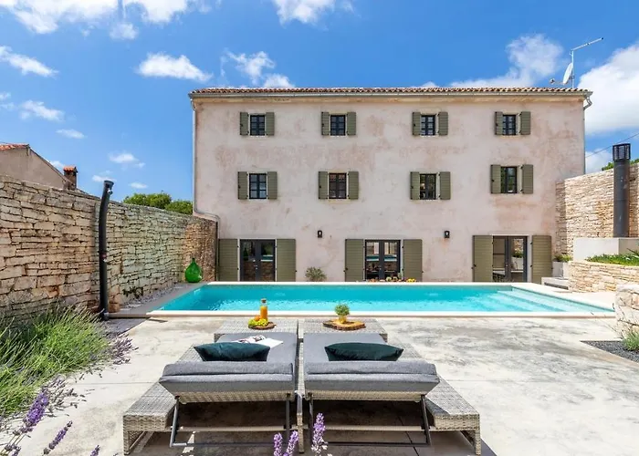 Elena By Rent Istria Βίλα *